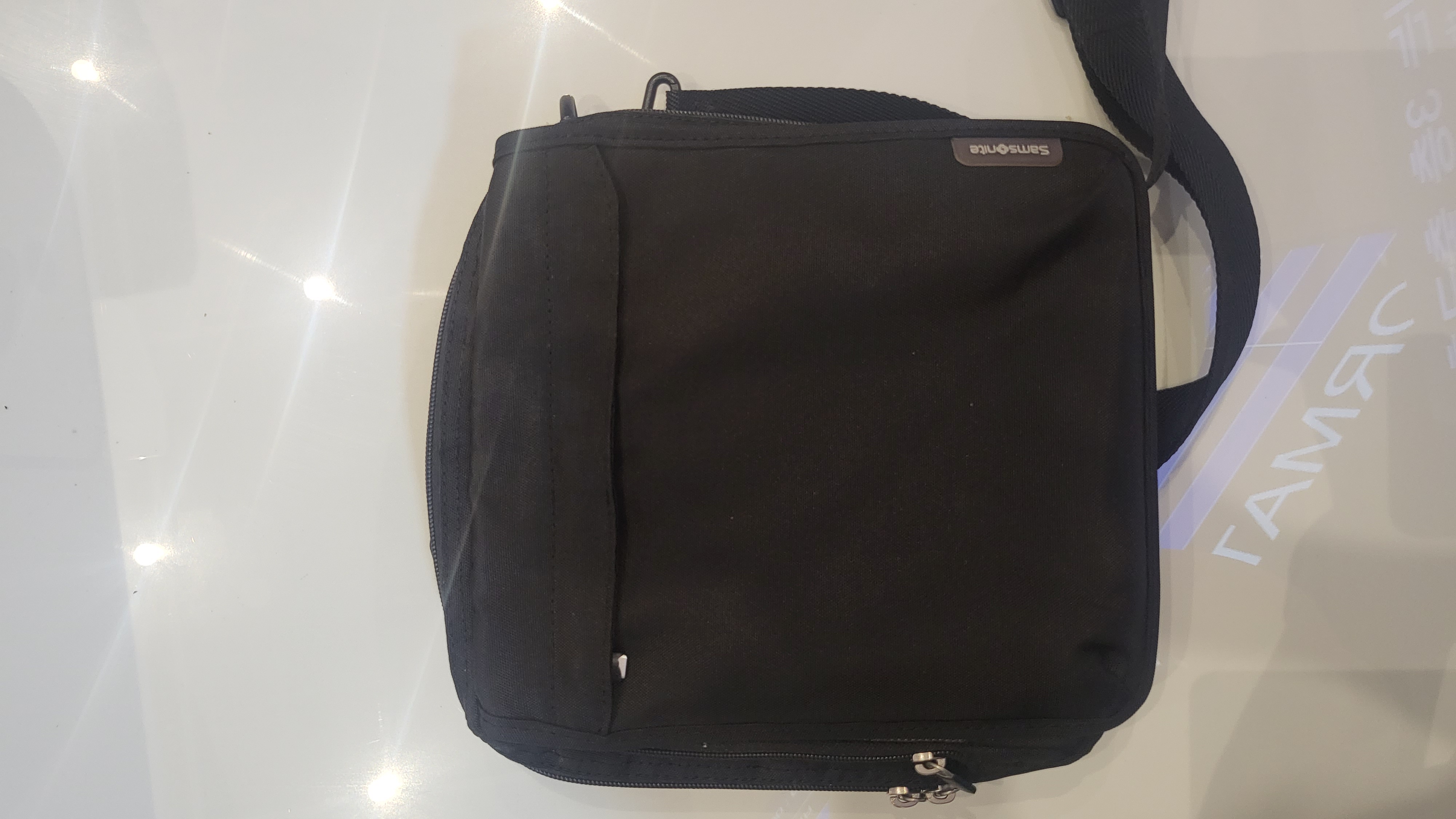 검정 크로스가방