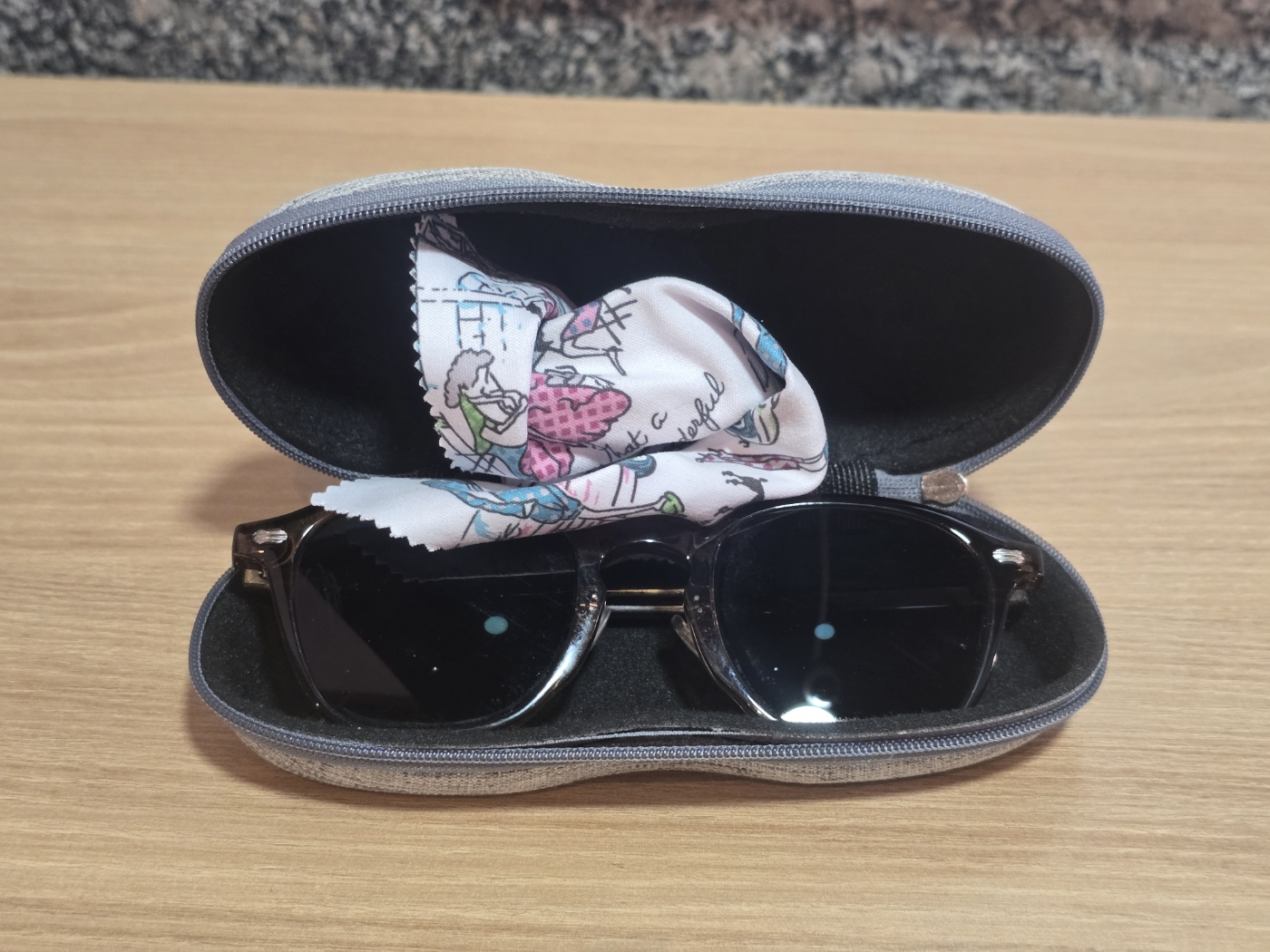 선글라스(케이스)